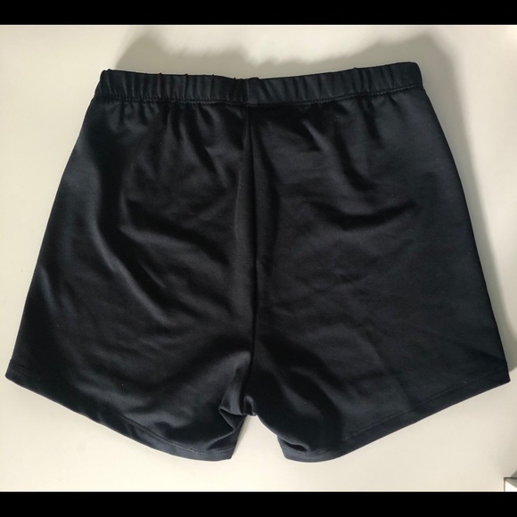 NEW Mizuno Women’s Low Rider Spandex Shorts - Picture 4 of 6